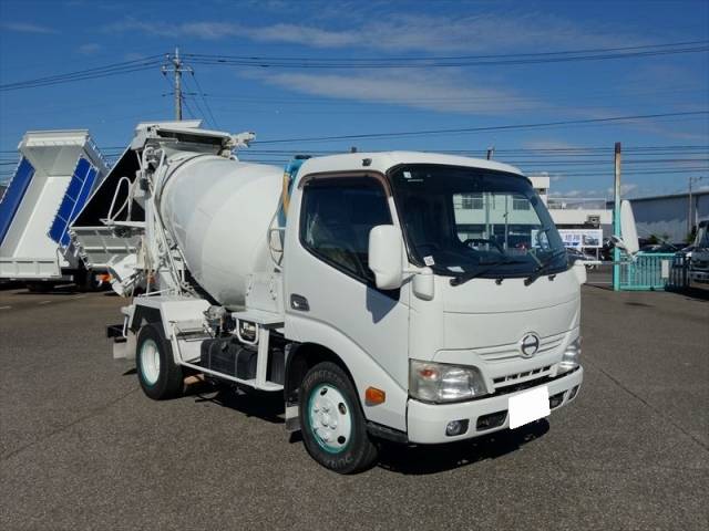 HINO Dutro Mixer Truck TKG-XZU600E 2014 108,555km