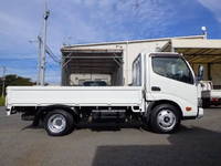 TOYOTA Dyna Flat Body TPG-XZU605 2017 98,318km_5