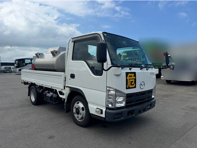 MAZDA Titan Tank Lorry TKG-LHR85A 2012 64,000km