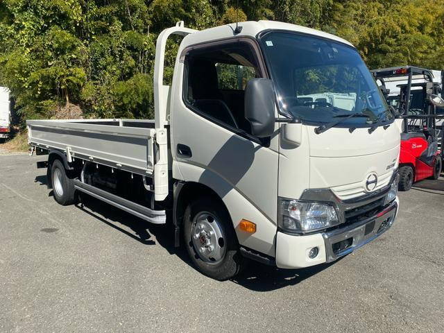 HINO Dutro Flat Body TKG-XZU695M 2016 144,990km