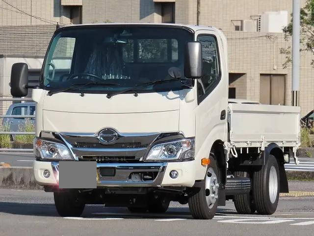 HINO Dutro Flat Body 2KG-XZU605M 2024 1,000km