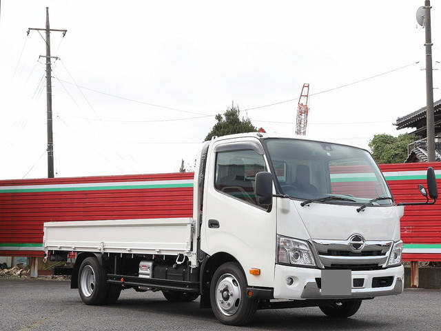 HINO Dutro Flat Body 2RG-XZU710M 2023 429km