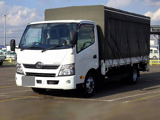 TOYOTA Dyna Truck with Accordion Door TPG-XZU712 2018 317,000km