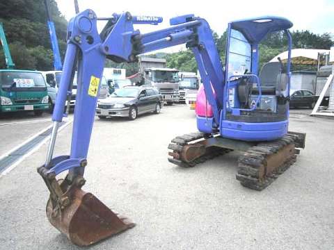 KOMATSU  Mini Excavator PC30UU-3  3,642h