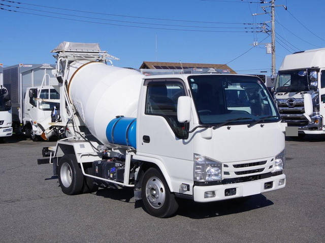 ISUZU Elf Mixer Truck 2RG-NKR88N 2022 29,000km