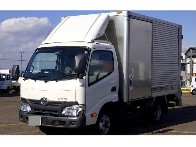 TOYOTA Dyna Aluminum Van TPG-XZU605 2017 235,000km