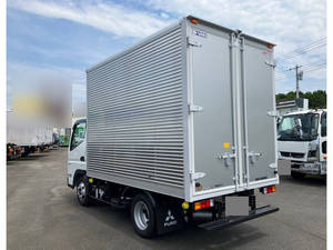 Canter Aluminum Van_2