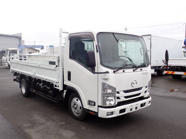 MAZDA Titan Flat Body TRG-LLR85AR 2015 115,500km