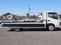 HINO Dutro Flat Body 2RG-XZU655M 2022 25,010km_8