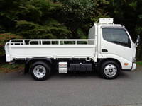 HINO Dutro Flat Body 2RG-XZU605M 2022 56,700km_6