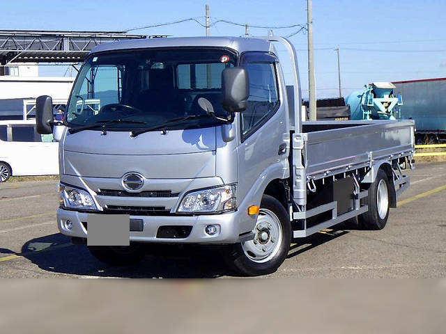 HINO Dutro Flat Body 2RG-XZU655M 2020 72,000km