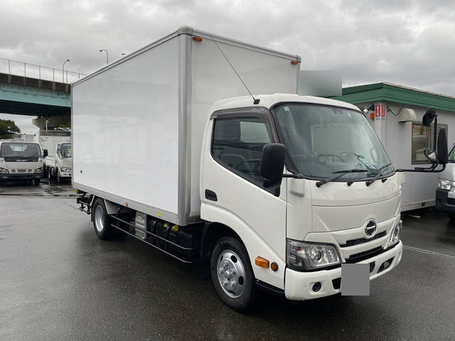 HINO Dutro Panel Van 2RG-XZU655M 2020 32,500km