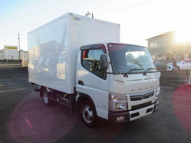 MITSUBISHI FUSO Canter Reefer Van TPG-FBA00 2017 60,000km