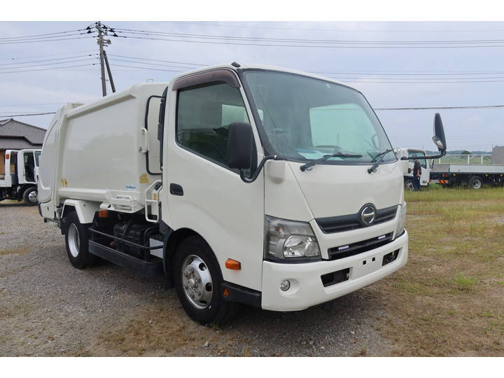 HINO Dutro Garbage Truck TKG-XZU700M 2014 233,393km