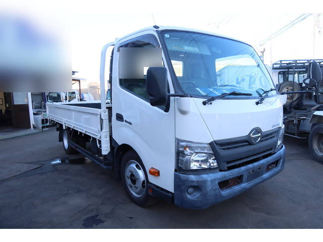 HINO Dutro Flat Body TPG-XZC710M 2017 73,849km