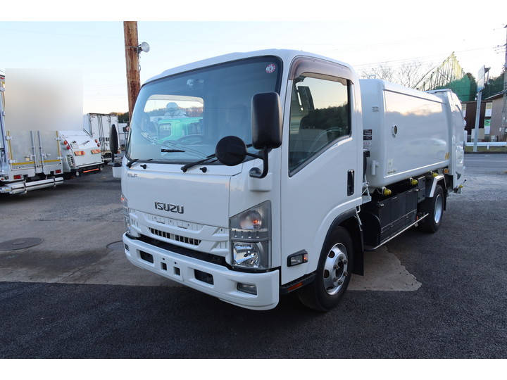 ISUZU Elf Garbage Truck TKG-NPR85YN 2017 207,710km