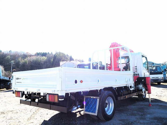 Elf Truck (With 3 Steps Of Cranes)_2