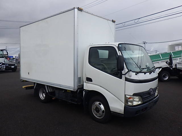 TOYOTA Toyoace Reefer Van BKG-XZU504 2008 81,258km