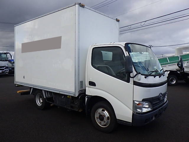 TOYOTA Toyoace Reefer Van BKG-XZU504 2009 92,406km