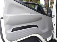 MITSUBISHI FUSO Canter Double Cab 2RG-FBA20 2020 31,546km_26