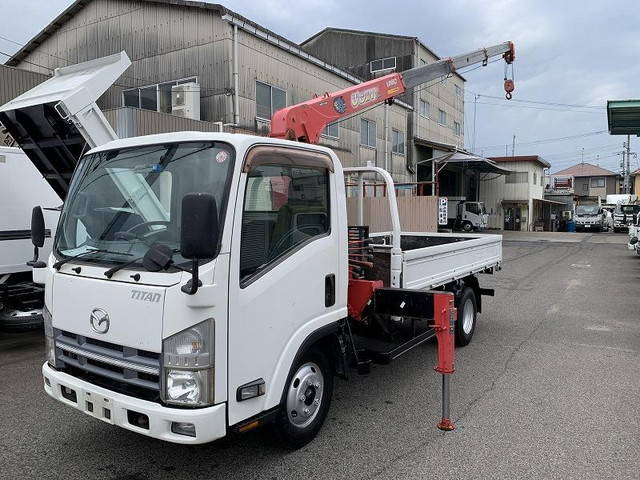 MAZDA Titan Truck (With 4 Steps Of Cranes) TKG-LMR85AR 2013 112,000km