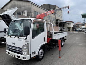 MAZDA Titan Truck (With 4 Steps Of Cranes) TKG-LMR85AR 2013 112,000km_1