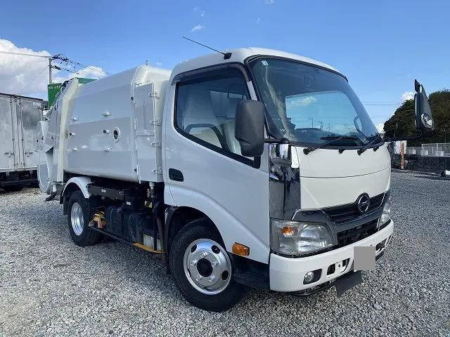 HINO Dutro Garbage Truck TKG-XZU600X 2015 135,360km