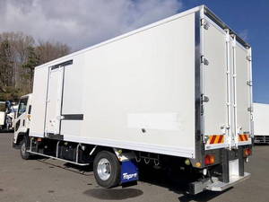 Forward Refrigerator & Freezer Truck_2