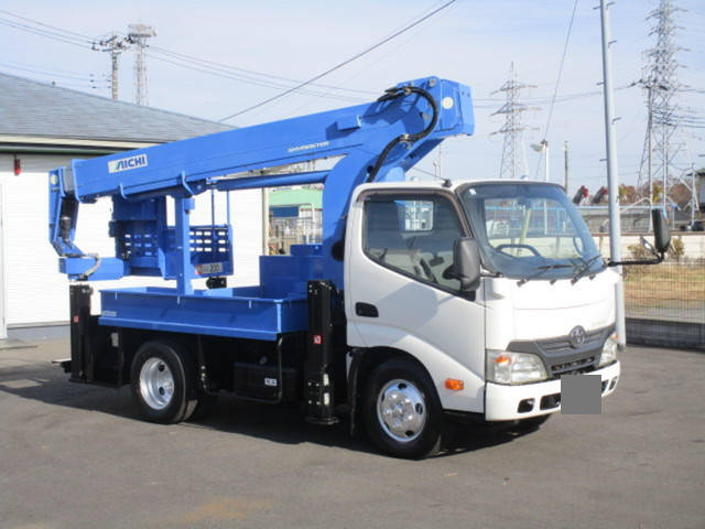 TOYOTA Toyoace Cherry Picker TKG-XZU600H 2015 20,000km