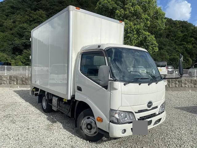 HINO Dutro Panel Van 2RG-XZC605M 2020 52,797km