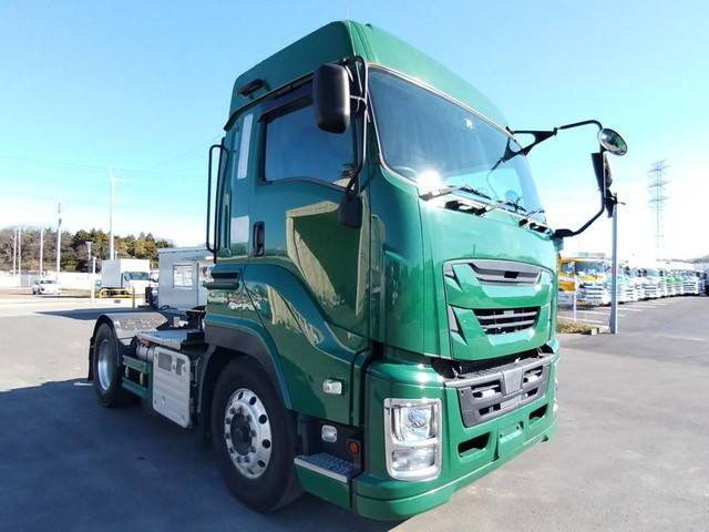 ISUZU Giga Trailer Head 2PG-EXD52CD 2019 105,768km