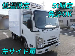 Elf Refrigerator & Freezer Truck_1