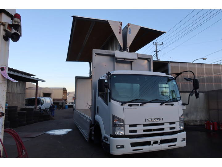 ISUZU Forward Aluminum Wing TKG-FRR90S2 2014 383,273km