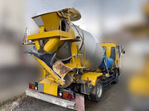 Forward Mixer Truck_2