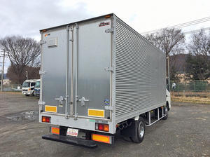 Canter Aluminum Van_2