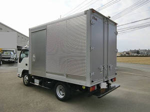 Titan Aluminum Van_2