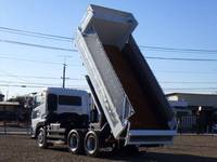 UD TRUCKS Quon Dump QKG-CW5XL 2013 486,000km_11