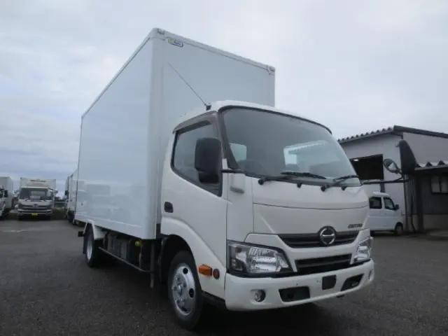 HINO Dutro Reefer Van TPG-XZU655M 2018 125,969km