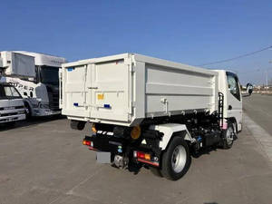 Canter Container Carrier Truck_2