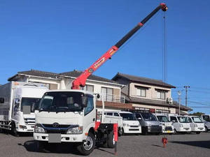 TOYOTA Dyna Truck (With 3 Steps Of Cranes) TKG-XZU640 2015 111,570km_1