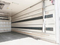 ISUZU Forward Refrigerator & Freezer Truck TKG-FRR90T2 2015 575,000km_17