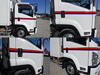 ISUZU Forward Refrigerator & Freezer Truck TKG-FRR90T2 2015 575,000km_4