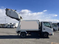 HINO Dutro Garbage Truck TKG-XZU700M 2016 283,257km_8