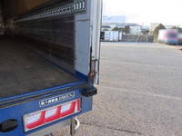 ISUZU Giga Aluminum Wing QKG-CYJ77B 2017 579,000km_32