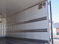 ISUZU Forward Refrigerator & Freezer Truck 2PG-FRR90T2 2021 345,000km_15