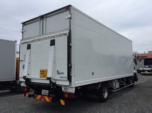 Forward Refrigerator & Freezer Truck_2