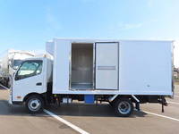 HINO Dutro Refrigerator & Freezer Truck 2RG-XZU710M 2022 66,000km_25