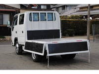 ISUZU Elf Double Cab TRG-NHS85A 2015 122,607km_10