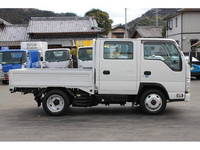 ISUZU Elf Double Cab TRG-NHS85A 2015 122,607km_5