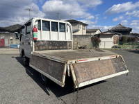 ISUZU Elf Double Cab TRG-NJR85A 2016 140,245km_14